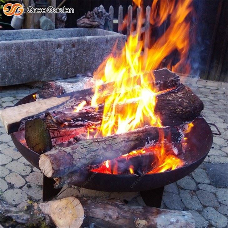 Black Steel Bowl-Shaped Firepit For Backyard